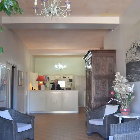 Otel Cyrnea Calvi (Corsica)