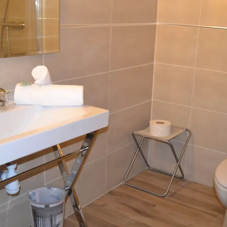 Szálloda Cyrnea 3*