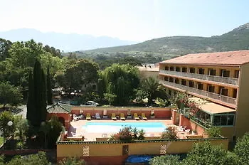 Cyrnea Otel