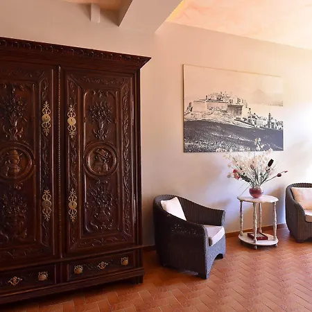 Cyrnea Hotel 3*