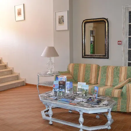 Szálloda Cyrnea 3*