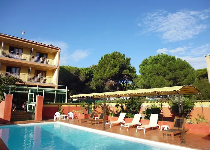 Cyrnea 3* Calvi (Corsica)